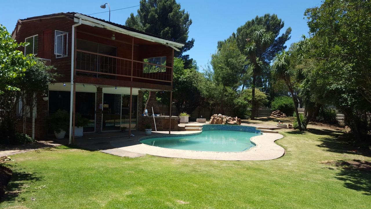 Sondela Bed & Breakfast Aliwal North Exterior foto