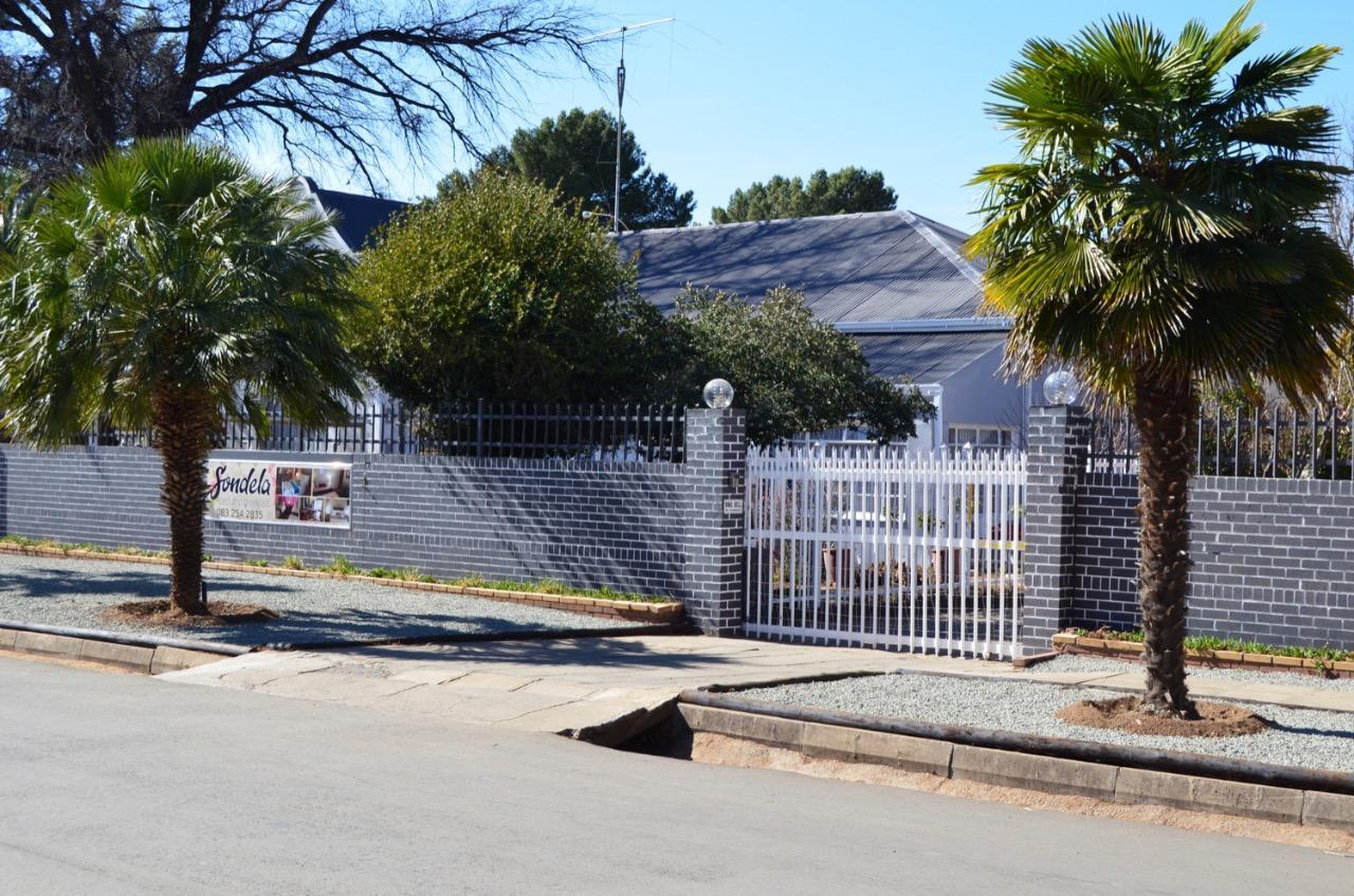 Hotel Sondela Bed & Breakfast Aliwal North Exterior foto